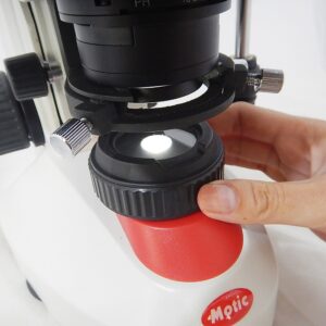 กล้องจุลทรรศน์สองตา Motic ระบบ Infinity รุ่น Red-240IP ระบบแสงสว่าง