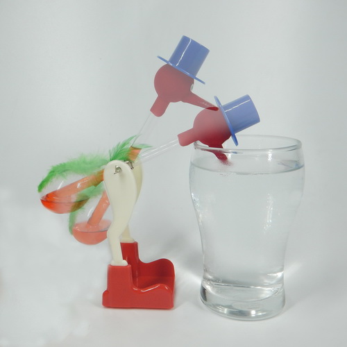 นกกระจอกกินนํ้า (Drinking Bird)