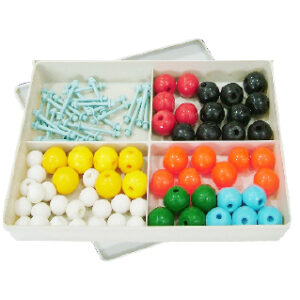 แบบจำลองโมเลกุล 60 ลูก